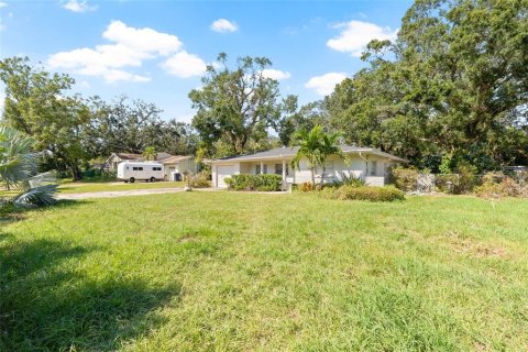 Villa ou maison à vendre à Tampa, Floride: 3 chambres, 185.8 m2 № 1403801 - photo 2