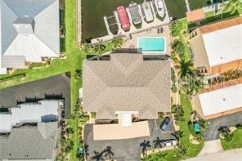 Copropriété à vendre à Cape Coral, Floride: 2 chambres, 130.99 m2 № 1386524 - photo 22