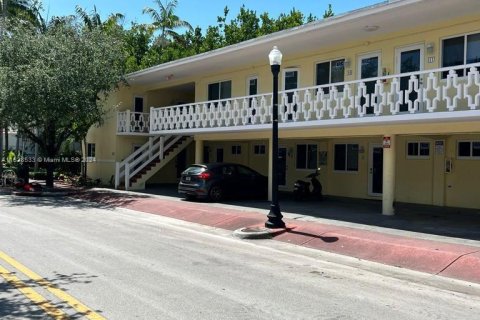 Copropriété à vendre à Miami Beach, Floride: 34.37 m2 № 1310457 - photo 2