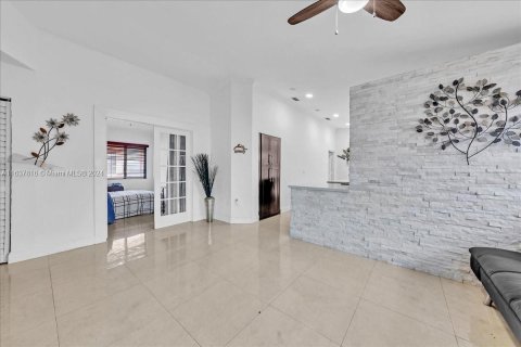 Casa en venta en Weston, Florida, 2 dormitorios, 113.15 m2 № 1310423 - foto 5