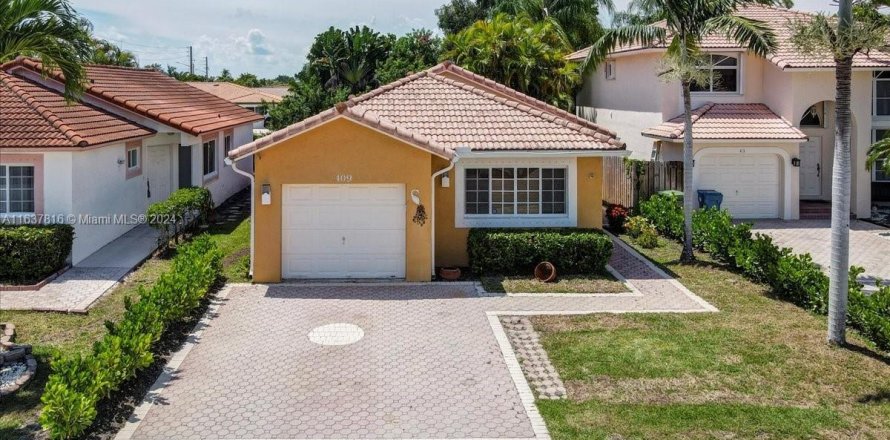 Casa en Weston, Florida 2 dormitorios, 113.15 m2 № 1310423