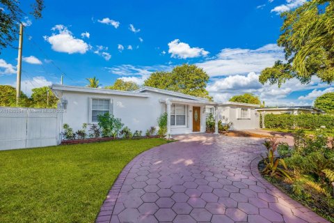Villa ou maison à vendre à West Park, Floride: 4 chambres, 161 m2 № 1002309 - photo 22