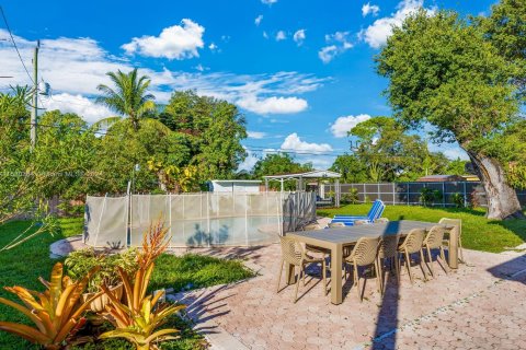 Villa ou maison à vendre à West Park, Floride: 4 chambres, 161 m2 № 1002309 - photo 17