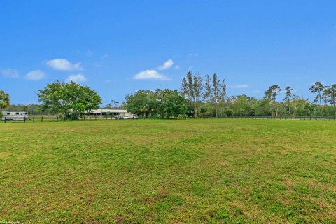 Villa ou maison à vendre à Loxahatchee Groves, Floride: 2 chambres, 300.35 m2 № 970202 - photo 12