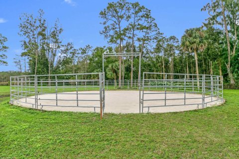 Villa ou maison à vendre à Loxahatchee Groves, Floride: 2 chambres, 300.35 m2 № 970202 - photo 16