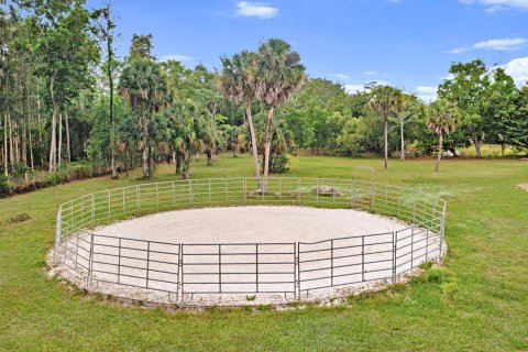 Villa ou maison à vendre à Loxahatchee Groves, Floride: 2 chambres, 300.35 m2 № 970202 - photo 15