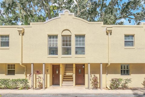 Condo in Orlando, Florida, 1 bedroom  № 1256402 - photo 1