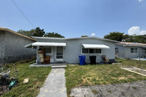 Villa ou maison à vendre à Fort Lauderdale, Floride: 3 chambres, 99.03 m2 № 1176975 - photo 13