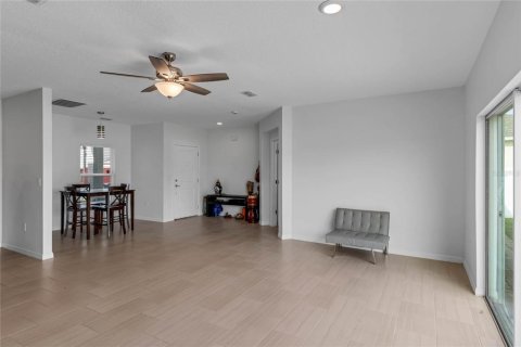 Villa ou maison à vendre à Kissimmee, Floride: 3 chambres, 140.28 m2 № 1361855 - photo 7