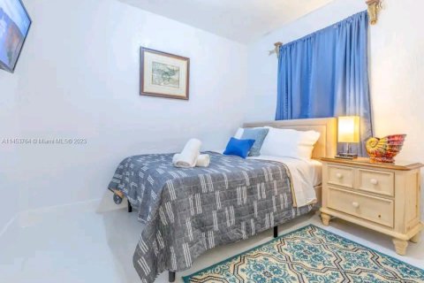 Casa en venta en Deerfield Beach, Florida, 4 dormitorios, 141.95 m2 № 725987 - foto 13