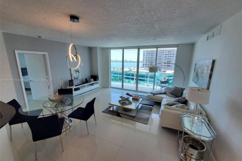 Copropriété à vendre à North Bay Village, Floride: 2 chambres, 118.36 m2 № 1406268 - photo 1