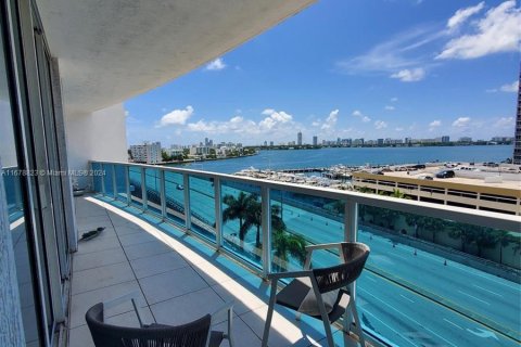 Condominio en venta en North Bay Village, Florida, 2 dormitorios, 118.36 m2 № 1406268 - foto 9