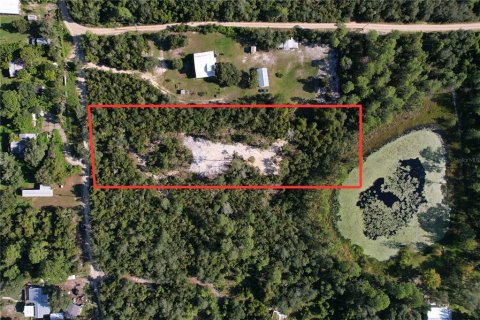 Terreno en venta en DeLand, Florida № 1340199 - foto 1