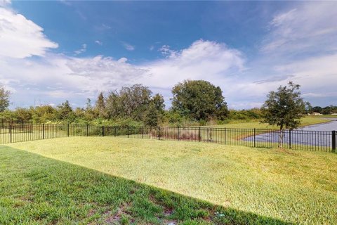 Villa ou maison à louer à Auburndale, Floride: 4 chambres, 170.94 m2 № 1340245 - photo 20