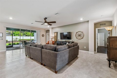 Villa ou maison à vendre à Brandon, Floride: 4 chambres, 234.86 m2 № 1167036 - photo 5