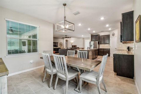 Villa ou maison à vendre à Brandon, Floride: 4 chambres, 234.86 m2 № 1167036 - photo 10