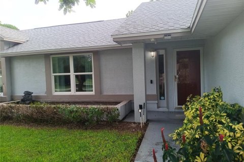 House in Kissimmee, Florida 3 bedrooms, 150.04 sq.m. № 1361634 - photo 3