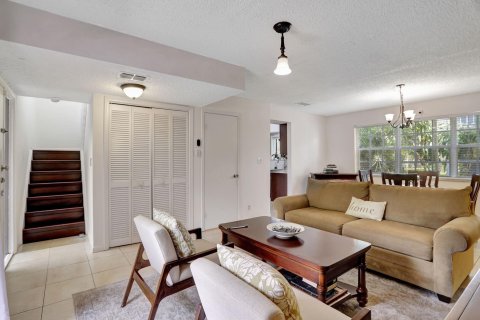 Adosado en venta en Deerfield Beach, Florida, 2 dormitorios, 99.5 m2 № 1118015 - foto 23