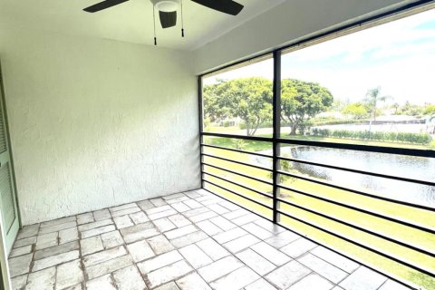 Condominio en venta en Boynton Beach, Florida, 3 dormitorios, 110.27 m2 № 972931 - foto 6