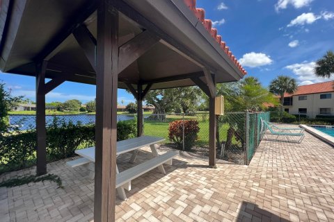 Condominio en venta en Boynton Beach, Florida, 3 dormitorios, 110.27 m2 № 972931 - foto 2