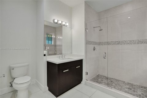 Townhouse in Miami, Florida 3 bedrooms, 239.41 sq.m. № 1281671 - photo 19