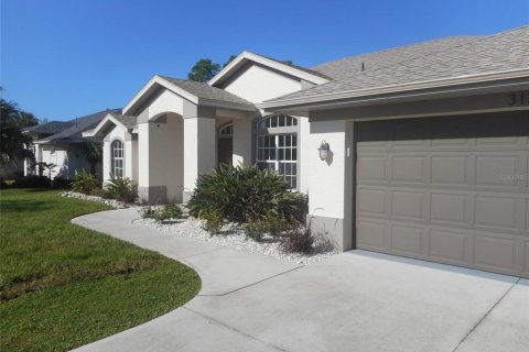 House in Port Charlotte, Florida 5 bedrooms, 229.28 sq.m. № 749138 - photo 3