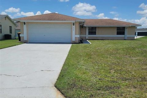 Villa ou maison à vendre à Kissimmee, Floride: 3 chambres, 115.11 m2 № 1319857 - photo 4