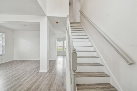 Villa ou maison à vendre à Tampa, Floride: 4 chambres, 227.05 m2 № 1404074 - photo 6