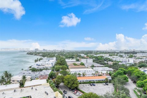 Copropriété à vendre à Miami Beach, Floride: 1 chambre, 99.87 m2 № 1355233 - photo 3