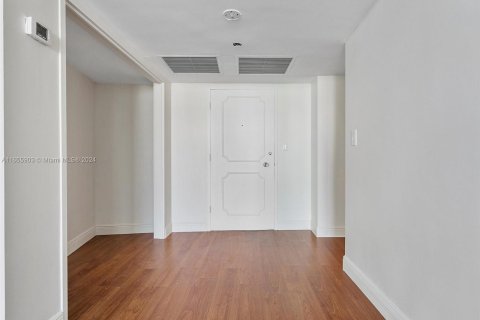 Copropriété à vendre à Miami Beach, Floride: 1 chambre, 99.87 m2 № 1355233 - photo 25