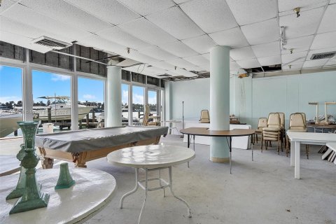 Condo in Miami Beach, Florida, 1 bedroom  № 1355233 - photo 15