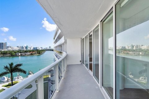 Copropriété à vendre à Miami Beach, Floride: 1 chambre, 99.87 m2 № 1355233 - photo 21