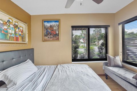 Casa en venta en Miami, Florida, 4 dormitorios, 140.65 m2 № 1410805 - foto 19