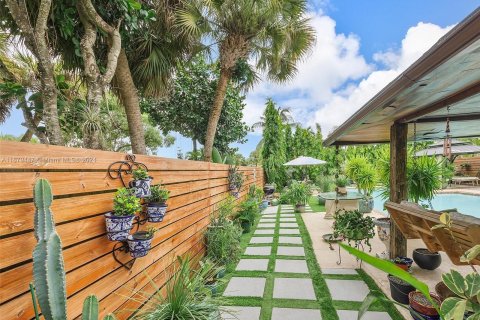 Casa en venta en Miami, Florida, 4 dormitorios, 140.65 m2 № 1410805 - foto 28