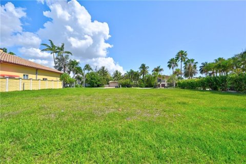 Купить земельный участок в Лайтхаус-Пойнт, Флорида № 268838 - фото 10
