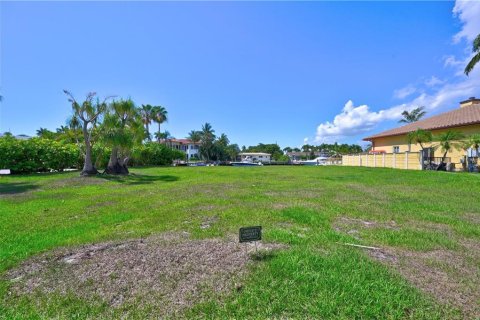 Land in Lighthouse Point, Florida № 268838 - photo 14