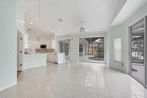 Villa ou maison à vendre à Punta Gorda, Floride: 3 chambres, 222.59 m2 № 964347 - photo 9