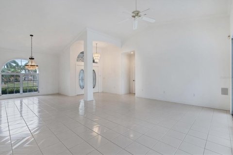 Villa ou maison à vendre à Punta Gorda, Floride: 3 chambres, 222.59 m2 № 964347 - photo 5