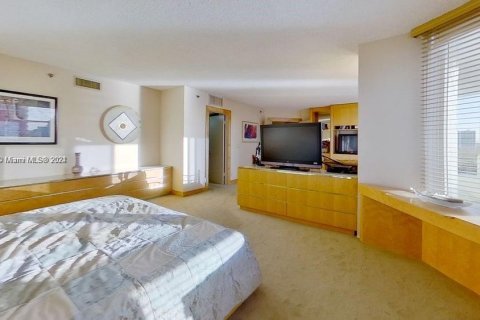 Condo in Aventura, Florida, 4 bedrooms  № 1145294 - photo 25