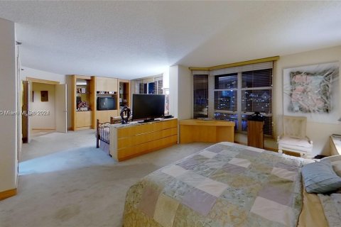 Condo in Aventura, Florida, 4 bedrooms  № 1145294 - photo 22