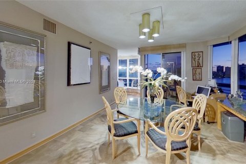 Copropriété à vendre à Aventura, Floride: 4 chambres, 232.53 m2 № 1145294 - photo 21