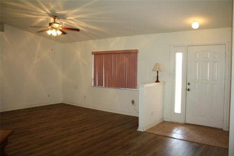 House in Ocala, Florida 3 bedrooms, 127.37 sq.m. № 1394080 - photo 7