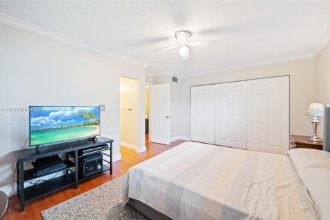 Condo in Coral Springs, Florida, 2 bedrooms  № 1401536 - photo 11