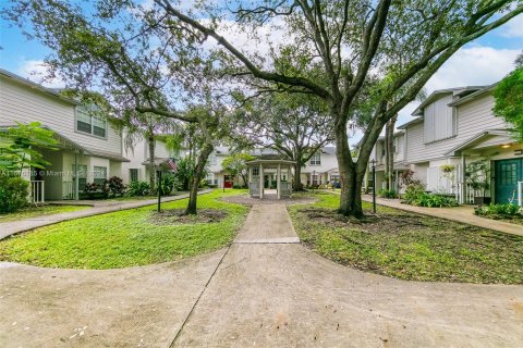 Villa ou maison à vendre à Miami, Floride: 3 chambres, 124.49 m2 № 1401573 - photo 3