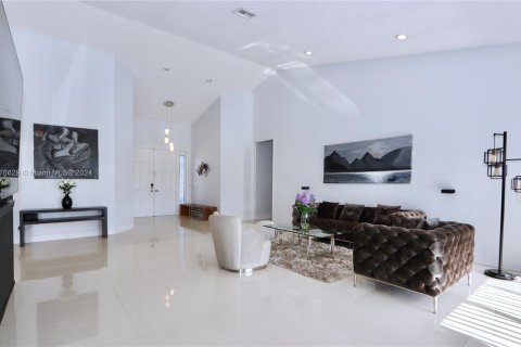 House in Fort Lauderdale, Florida 3 bedrooms, 215.72 sq.m. № 1401609 - photo 3