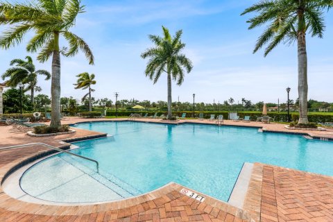 Condominio en venta en Boynton Beach, Florida, 2 dormitorios, 81.75 m2 № 1092414 - foto 1