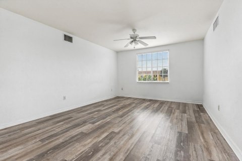 Copropriété à vendre à Boynton Beach, Floride: 2 chambres, 81.75 m2 № 1092414 - photo 8