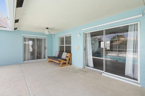Casa en venta en Boynton Beach, Florida, 3 dormitorios, 163.88 m2 № 1092415 - foto 3