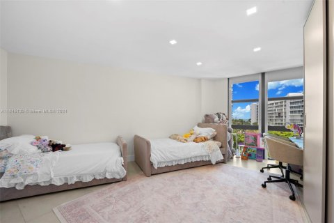 Condominio en venta en Key Biscayne, Florida, 2 dormitorios, 130.9 m2 № 1328279 - foto 17