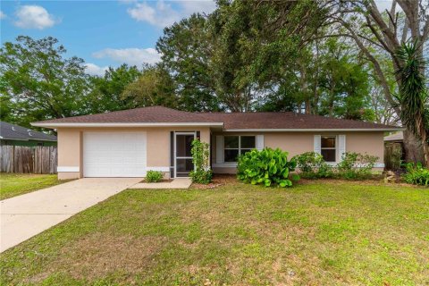 Villa ou maison à vendre à Ocala, Floride: 3 chambres, 114.36 m2 № 1426302 - photo 1